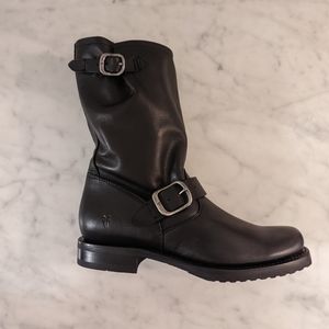FRYE Veronica Short Boot Size 8 Black